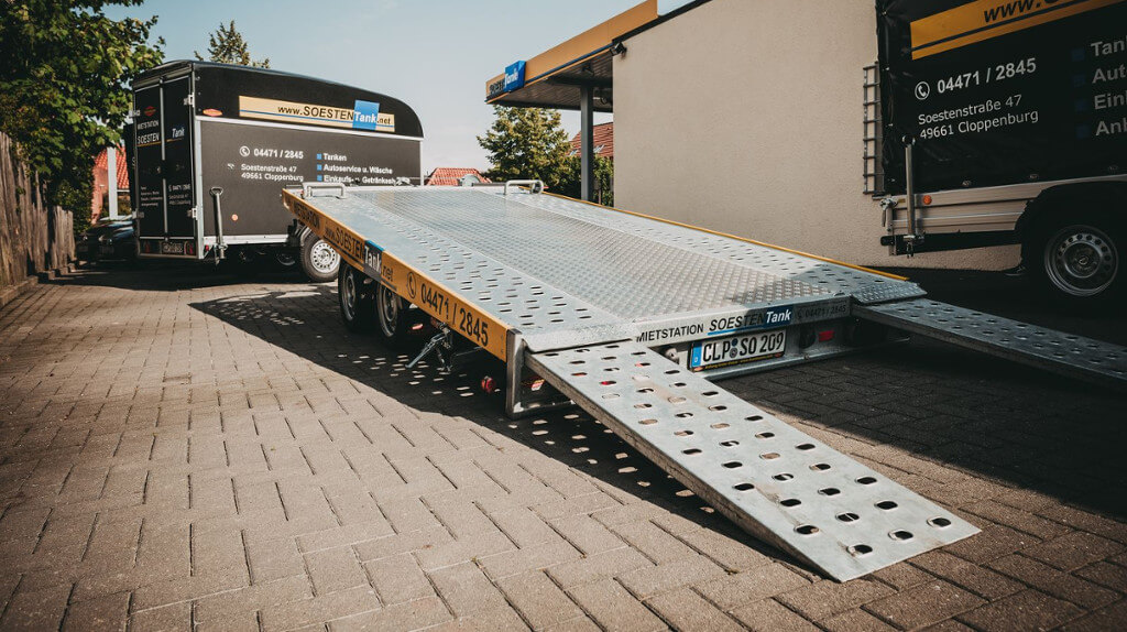 Autotransporter, Trailer in Cloppenburg mieten
